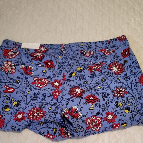 Womens,LOFT Floral Patterned High Waist Shorts - Blue and Red ,Size 18.New. - Picture 6 of 14